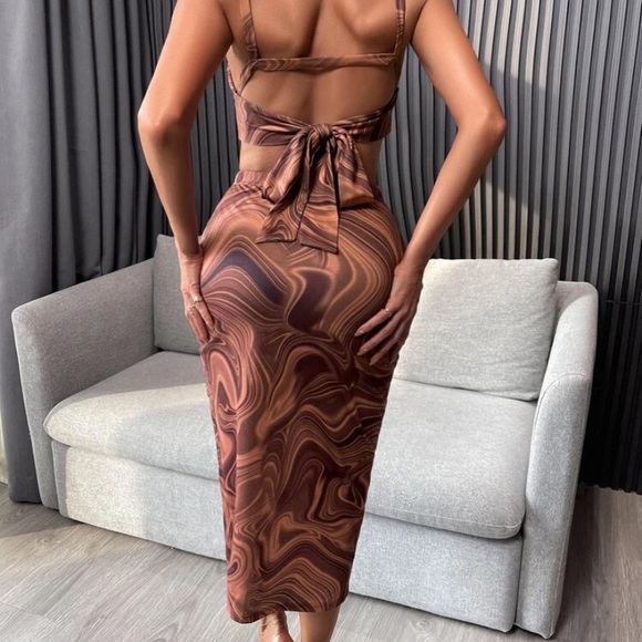 SHEIN Marble Print 2-piece with skirt - Picture 2 of 3